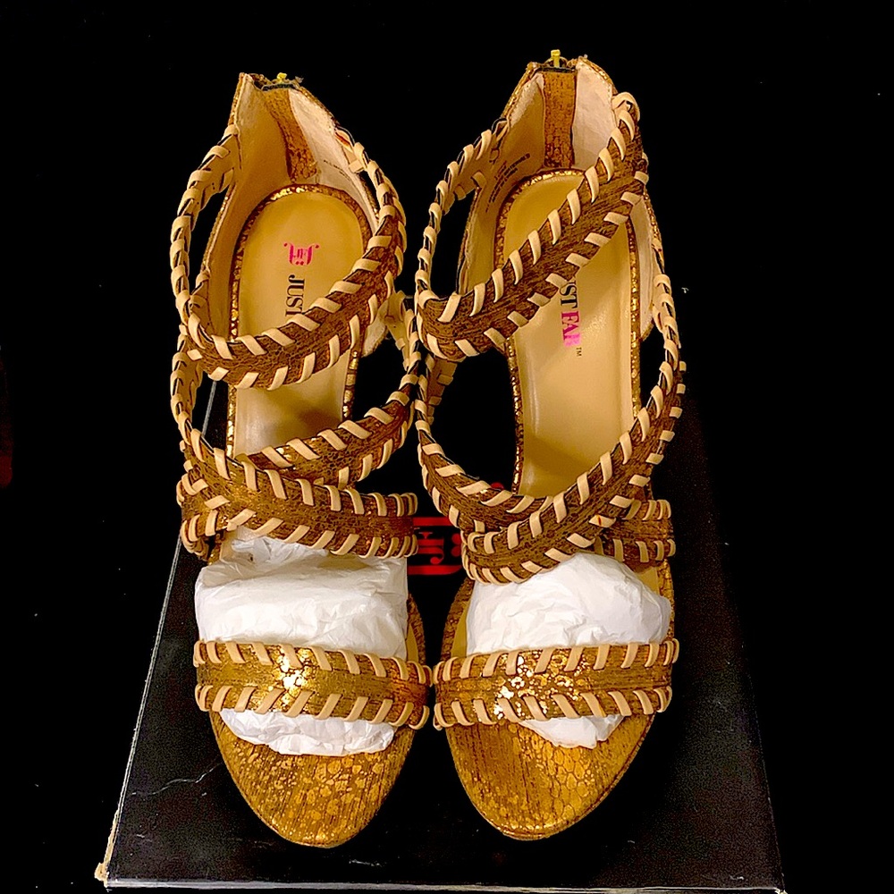 JustFab Vine Metallic Bronze Stilettos, Size 10